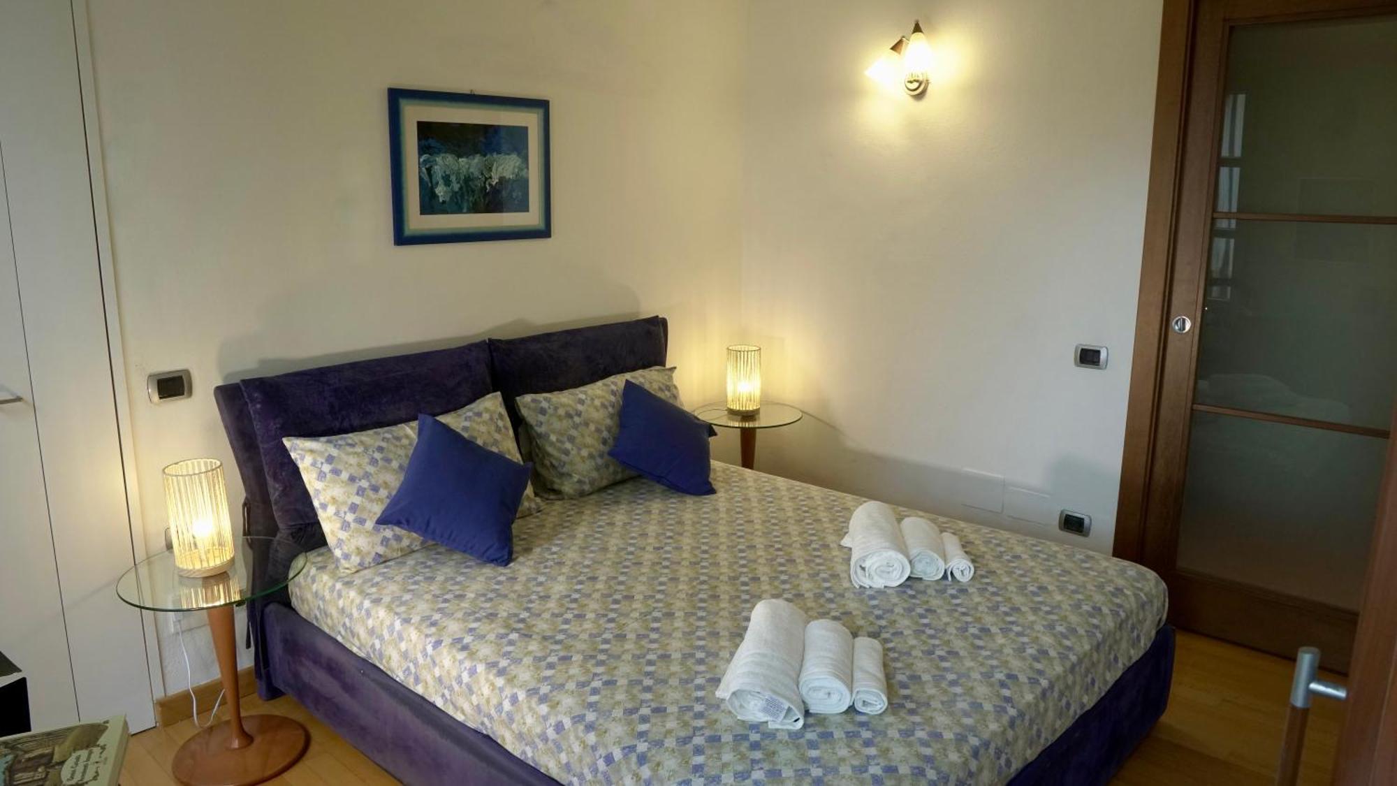 La Casa Di Anita Apartment Асти Екстериор снимка