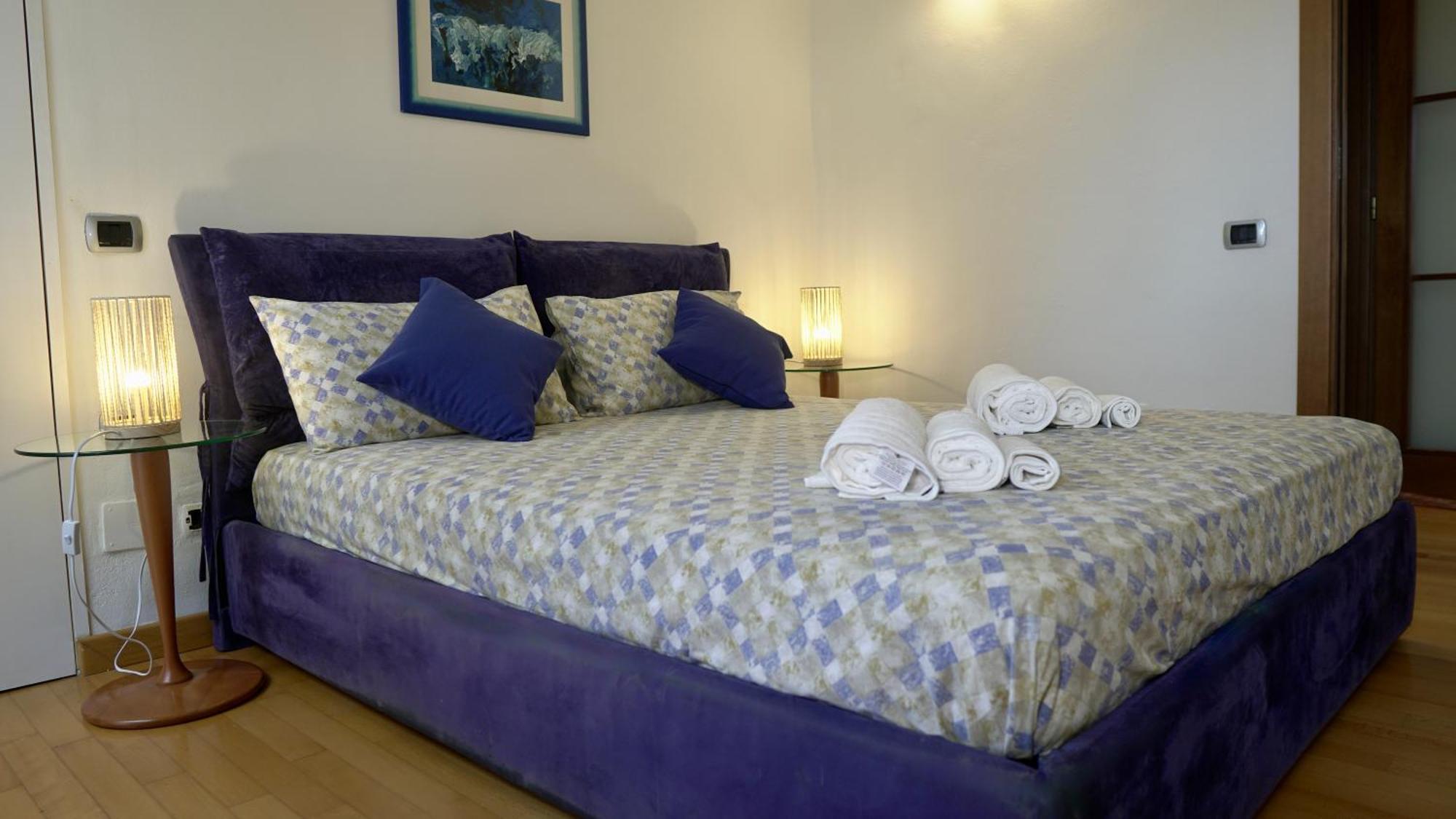 La Casa Di Anita Apartment Асти Екстериор снимка